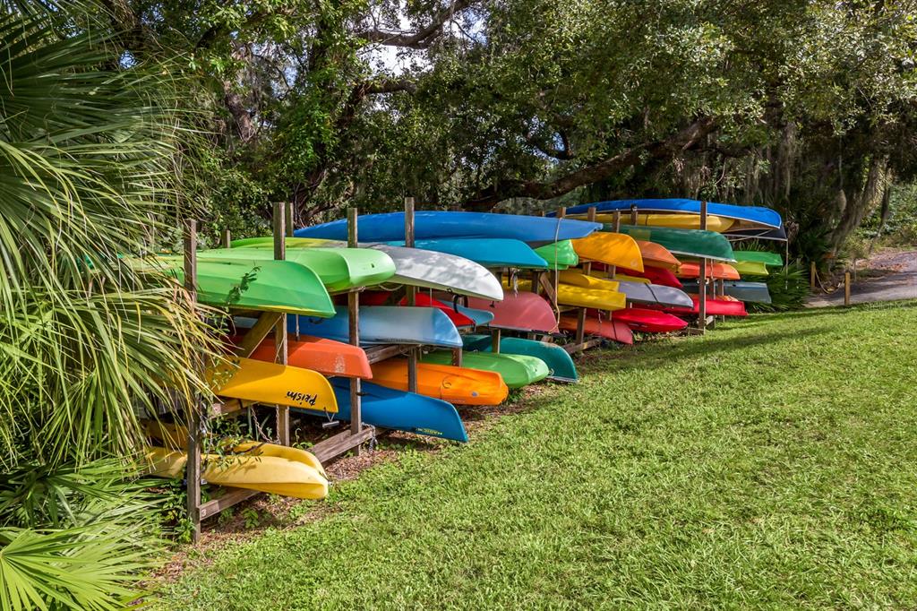 1232 Pine Needle Road Venice, FL 34285 - Photo 18 of 91 Gallery Image 18