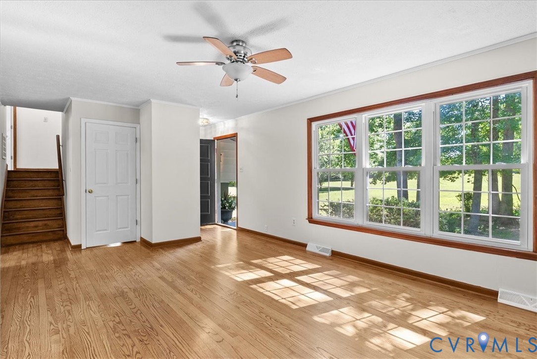 2829 Winningham Road Crewe, VA 23930 - Photo 3 of 45