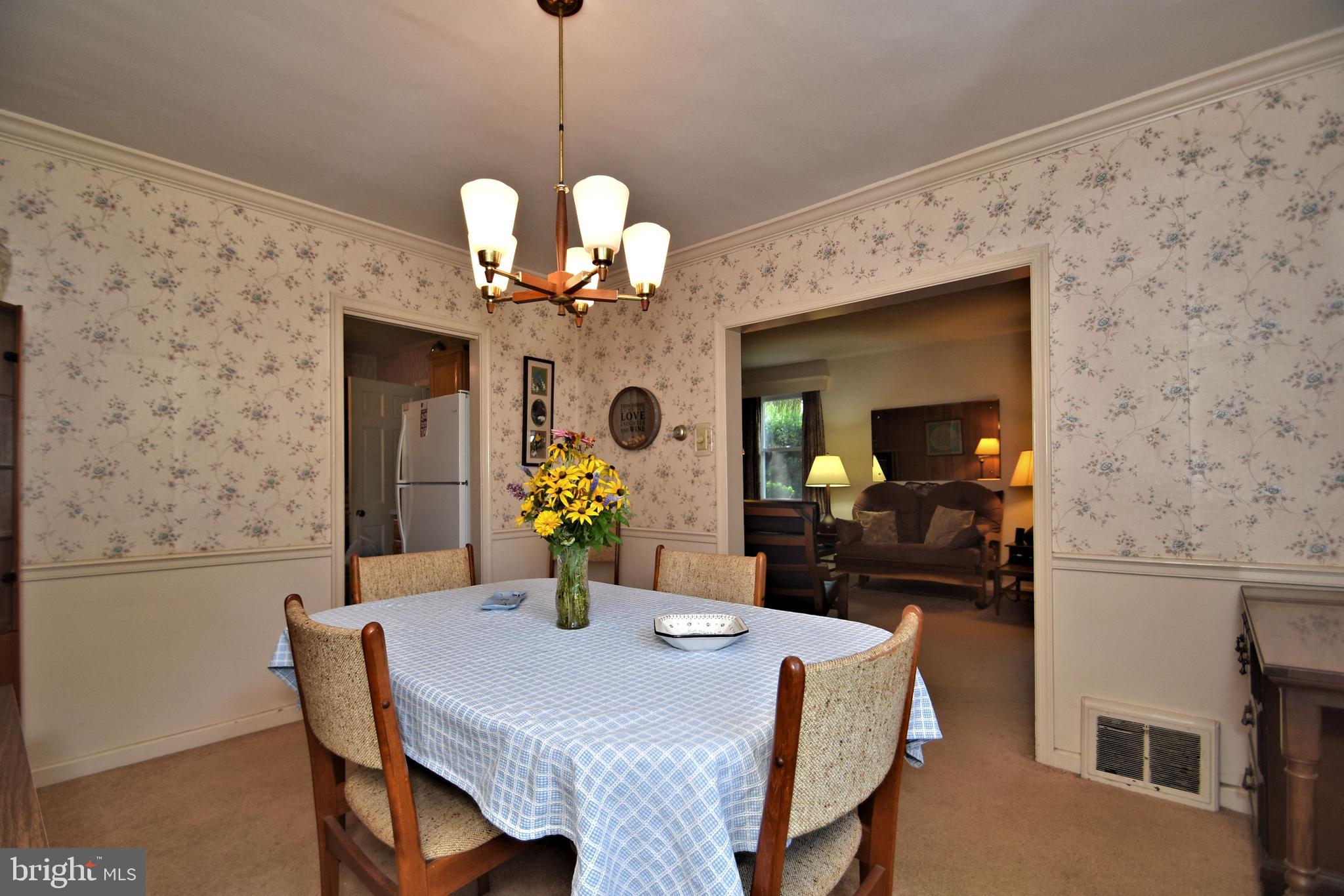 316 Twining Road Oreland, PA 19075 - Photo 9 of 32 Gallery Image 9