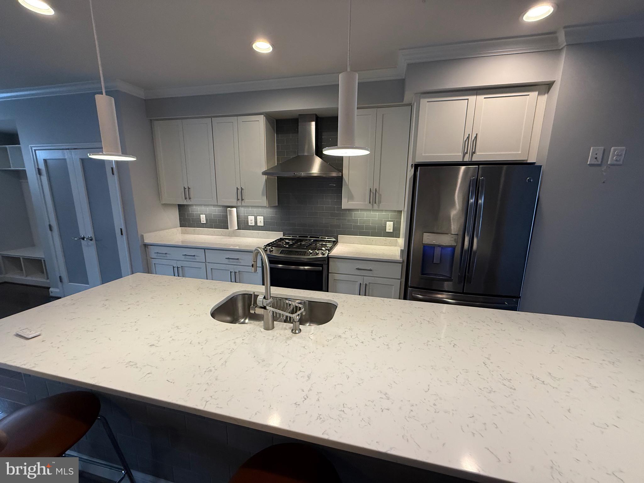 747 Holden Road Frederick, MD 21701 - Photo 3 of 48