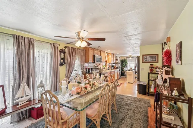 a view of a livingroom and dining room
