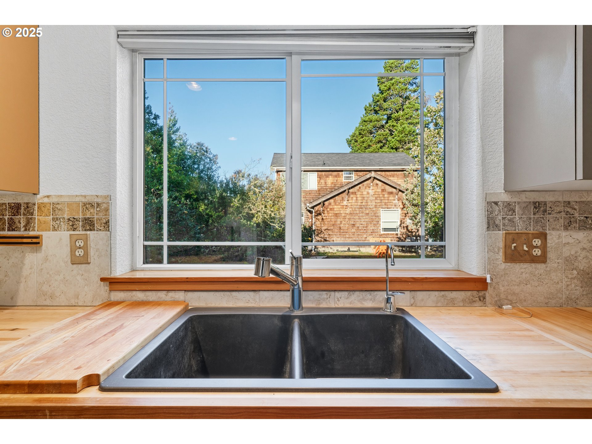 11465 Evergreen Way Nehalem, OR 97131 - Photo 14 of 47