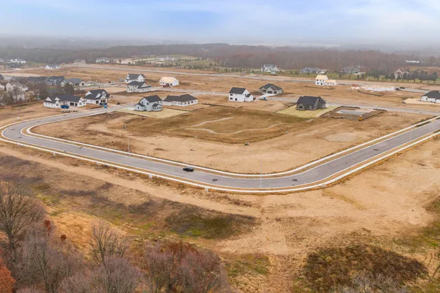 $225,000 | 2474 Boulder Drive, Slinger, WI 53086