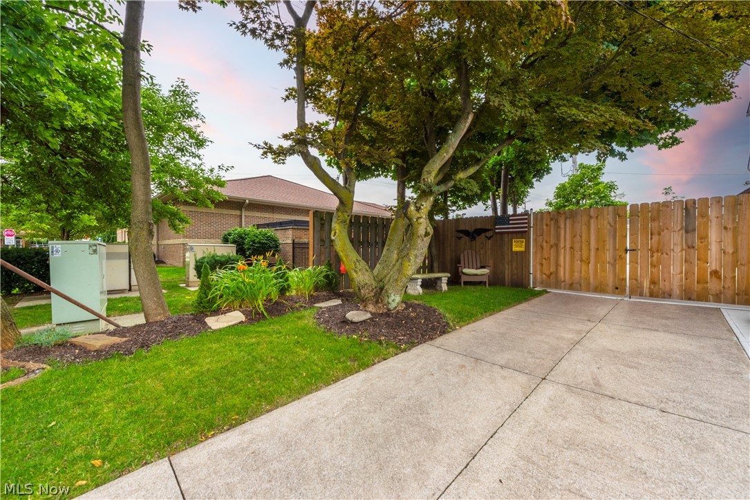 3732 West Park Road Cleveland, OH 44111 - Photo 25 of 35 Gallery Image 25