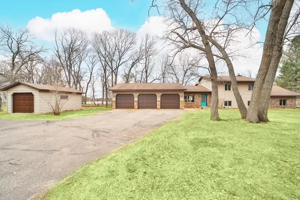 $549,900 | 14741 Lynndale Lane North, Baxter, MN 56425