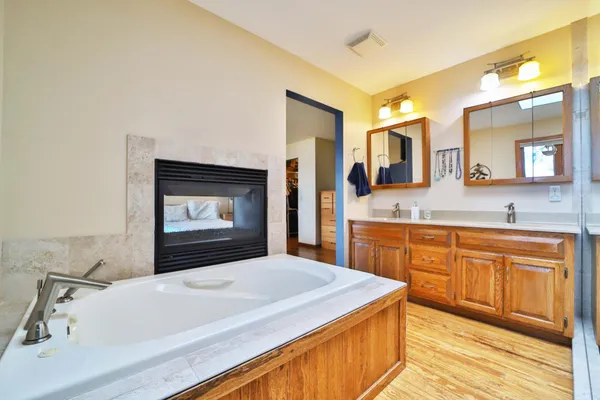 $549,900 | 14741 Lynndale Lane North, Baxter, MN 56425