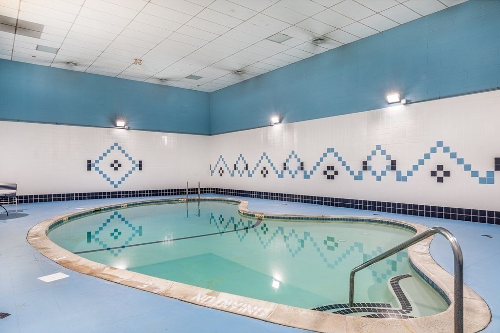 404 Paradise Road, Unit 2G Swampscott, MA 01907 - Photo 35 of 36