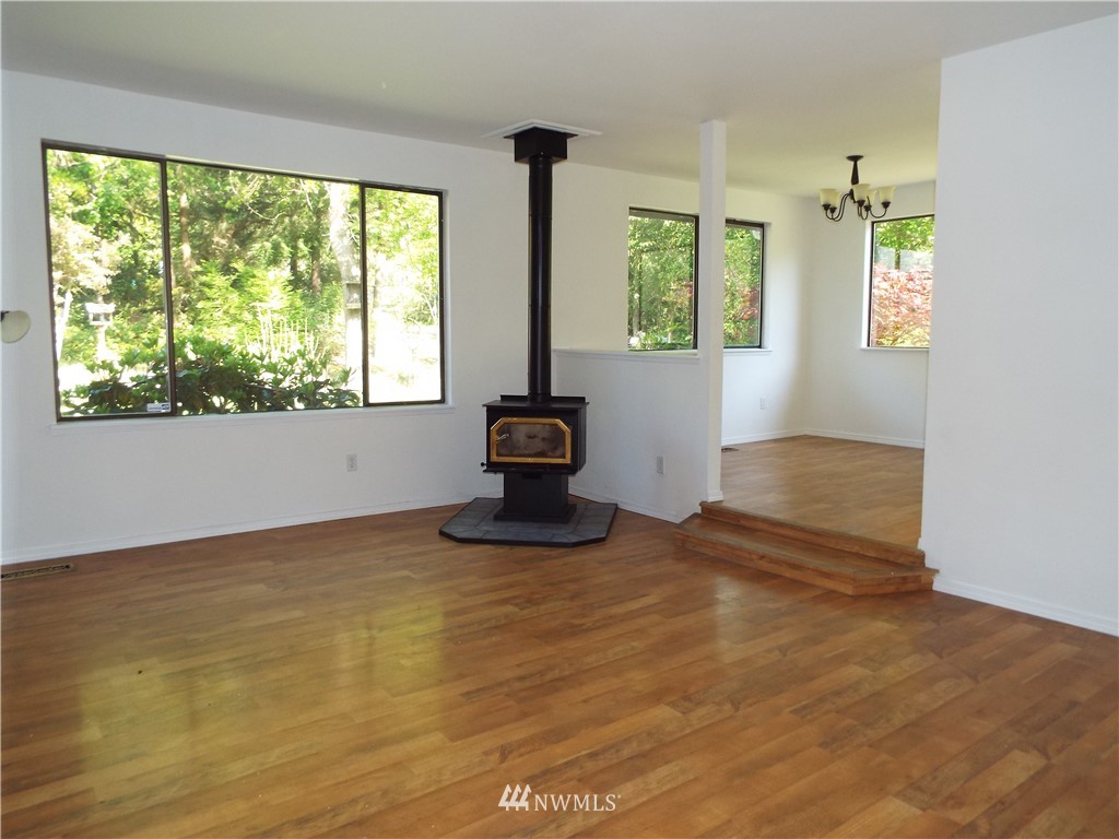 14715 Fagerud Road Southeast Olalla, WA 98359 - Photo 13 of 23 Gallery Image 13