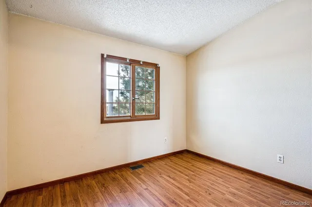 $700,000 | 8230 South Ogden Circle, Littleton, CO 80122