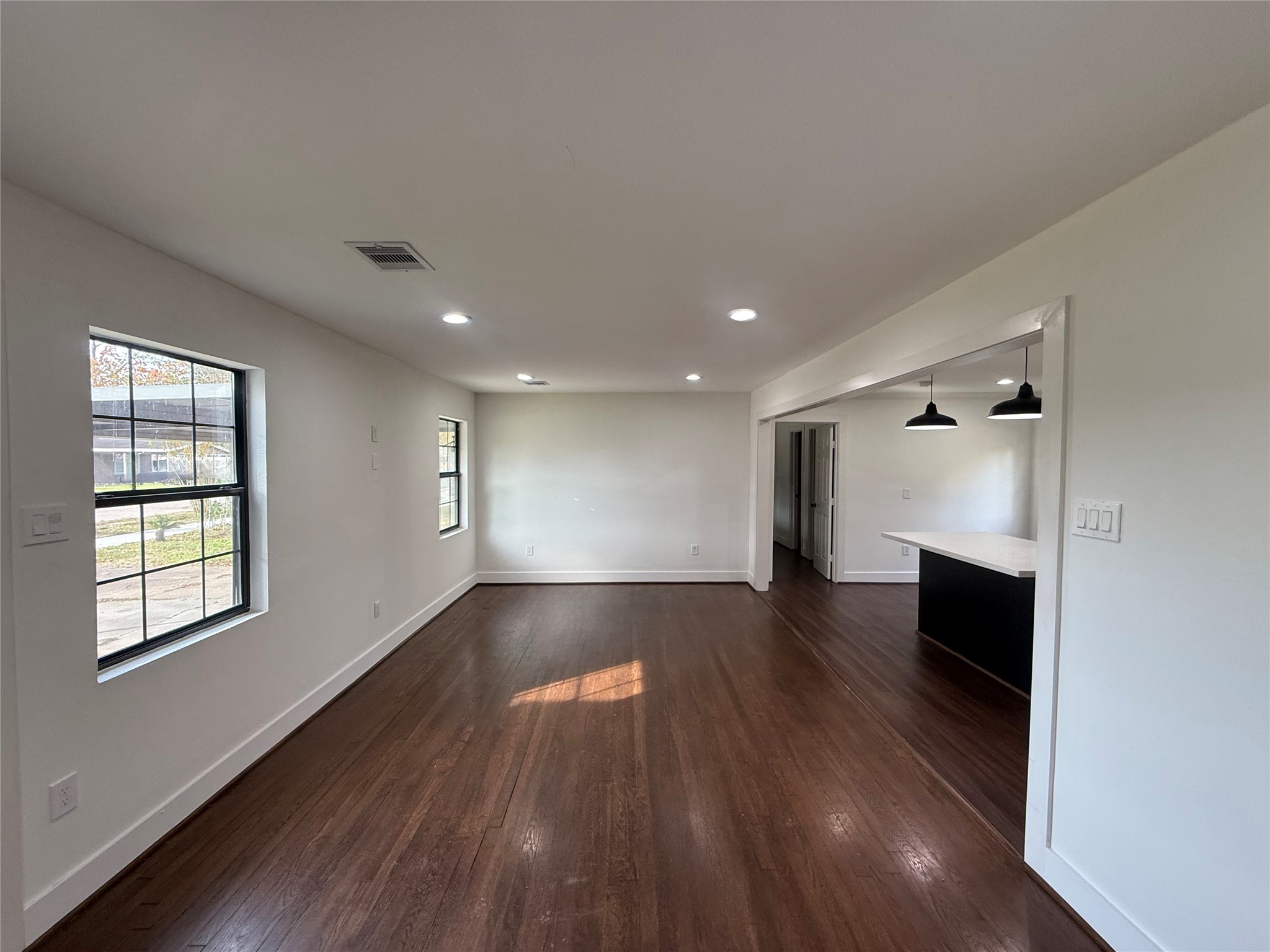 241 Norview Drive Houston, TX 77022 - Photo 9 of 18