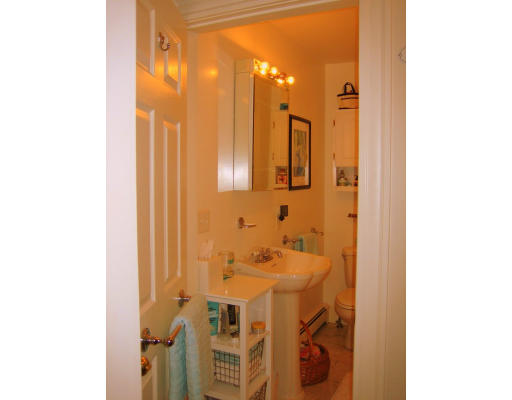 36 Goldsmith Street, Unit 2 Boston, MA 02130 - Photo 4 of 8 Gallery Image 4