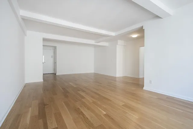 $1,325,000 | 7 Lexington Avenue, Unit 11D | Gramercy