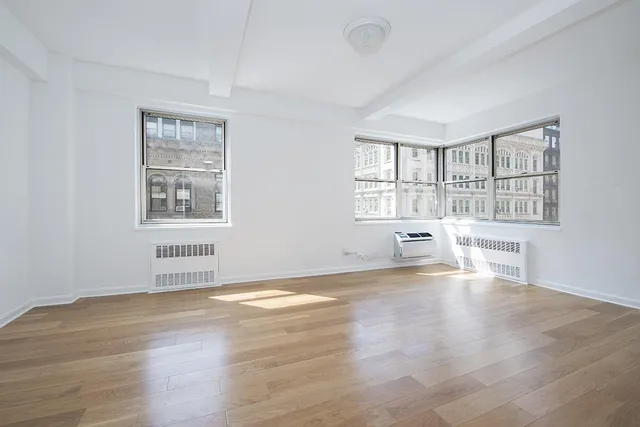$1,325,000 | 7 Lexington Avenue, Unit 11D | Gramercy