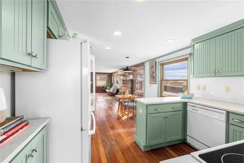 $1,495,000 | 29 Coast Guard Avenue, South Kingstown, RI 02879