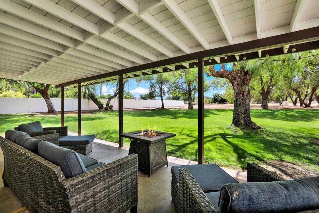 15459 Glentree Road Valley Center, CA 92082 - Photo 31 of 48