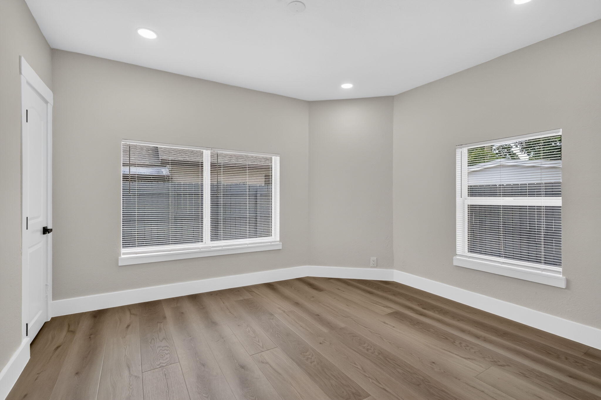 516 Independence Road, Unit 1 West Palm Beach, FL 33405 - Photo 25 of 34 35-web-or-mls-_14A0730