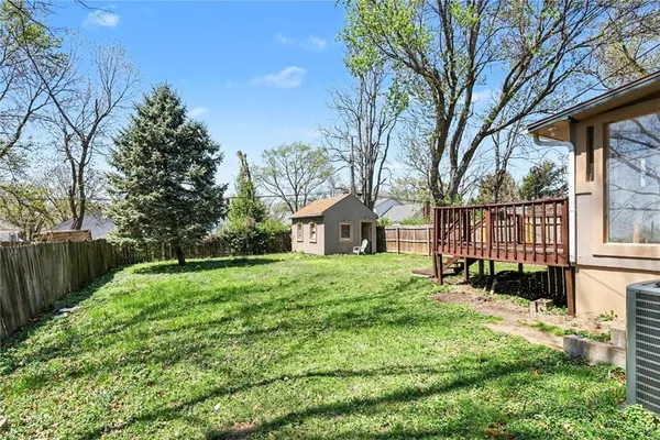 $215,000 | 1812 South Hedges Avenue, Independence, MO 64052