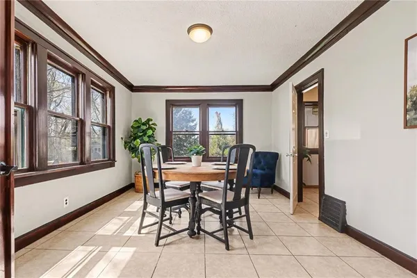 $215,000 | 1812 South Hedges Avenue, Independence, MO 64052