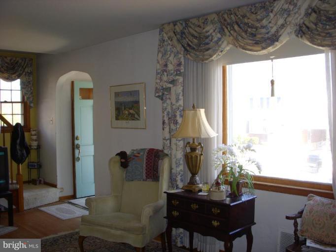 8120 Analee Avenue Rosedale, MD 21237 - Photo 2 of 7 Living Room