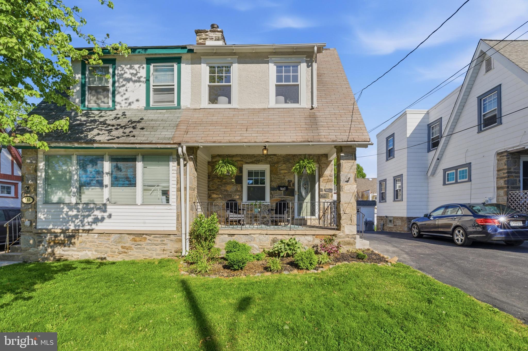 746 Oakview Road Ardmore, PA 19003 - Photo 2 of 34 Gallery Image 2