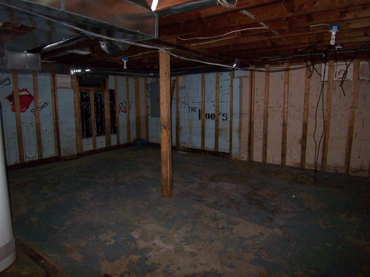 6367 Turner Road Flushing, MI 48433 - Photo 22 of 34 21472735-21.JPG