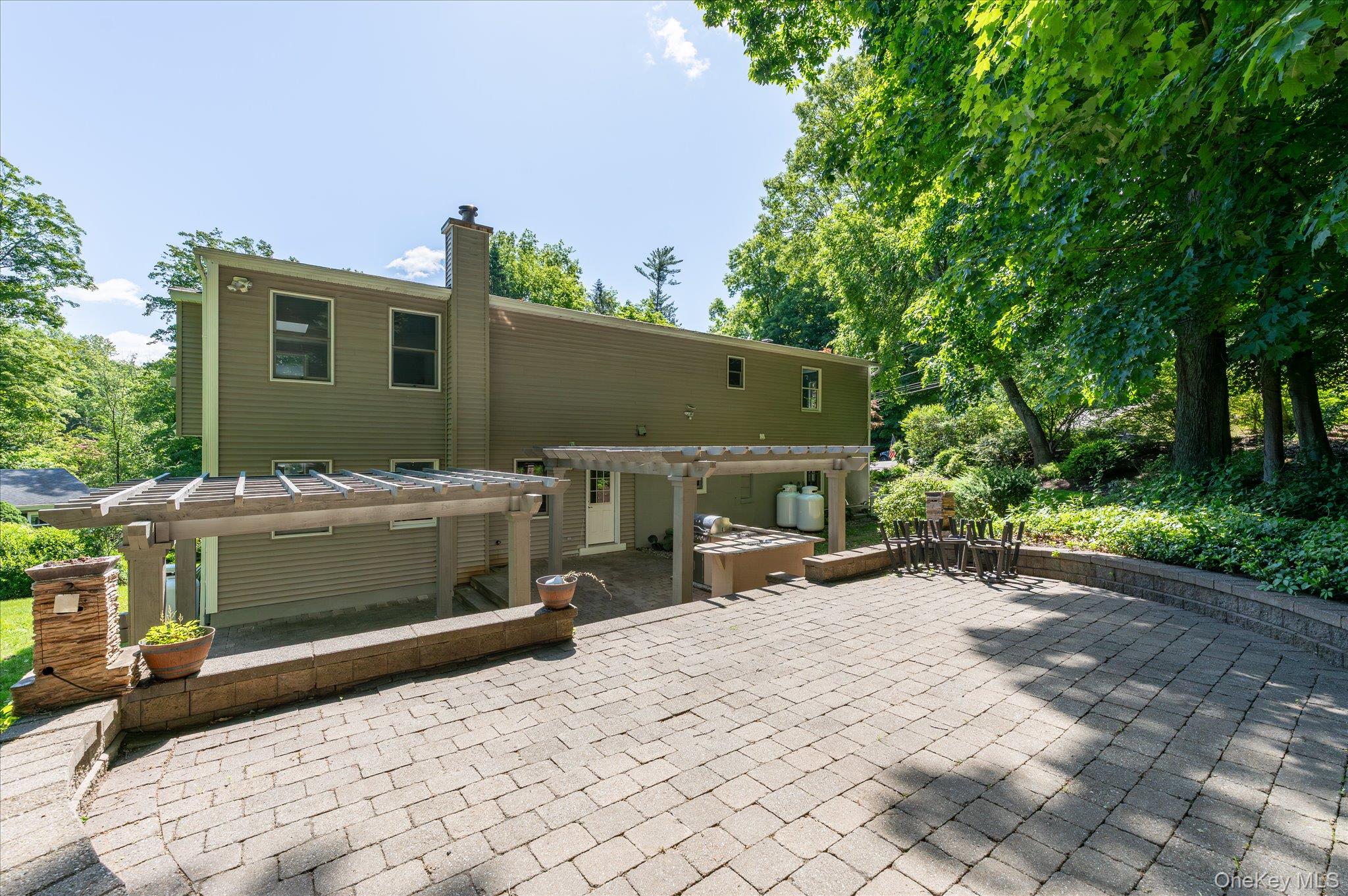 472 Union Valley Road Mahopac, NY 10541 - Photo 21 of 27 Patio