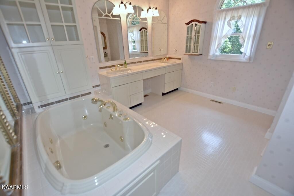 7719 Blueberry Road Powell, TN 37849 - Photo 16 of 40 Gallery Image 16