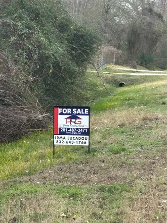 $105,000 | 0 Pin Oak Drive, Highlands, TX 77562
