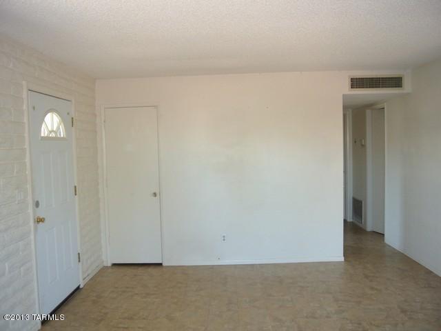 1036 East Halcyon Road, Unit A Tucson, AZ 85719 - Photo 8 of 41 Gallery Image 8
