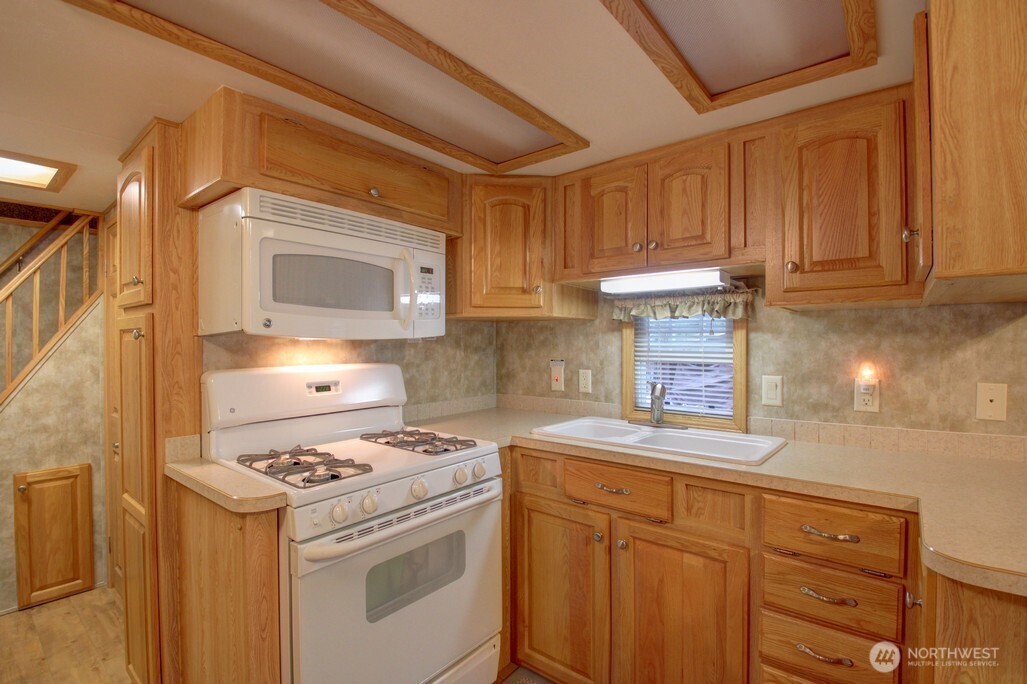 137-6 Riverside Drive Deming, WA 98244 - Photo 9 of 37 Gallery Image 9