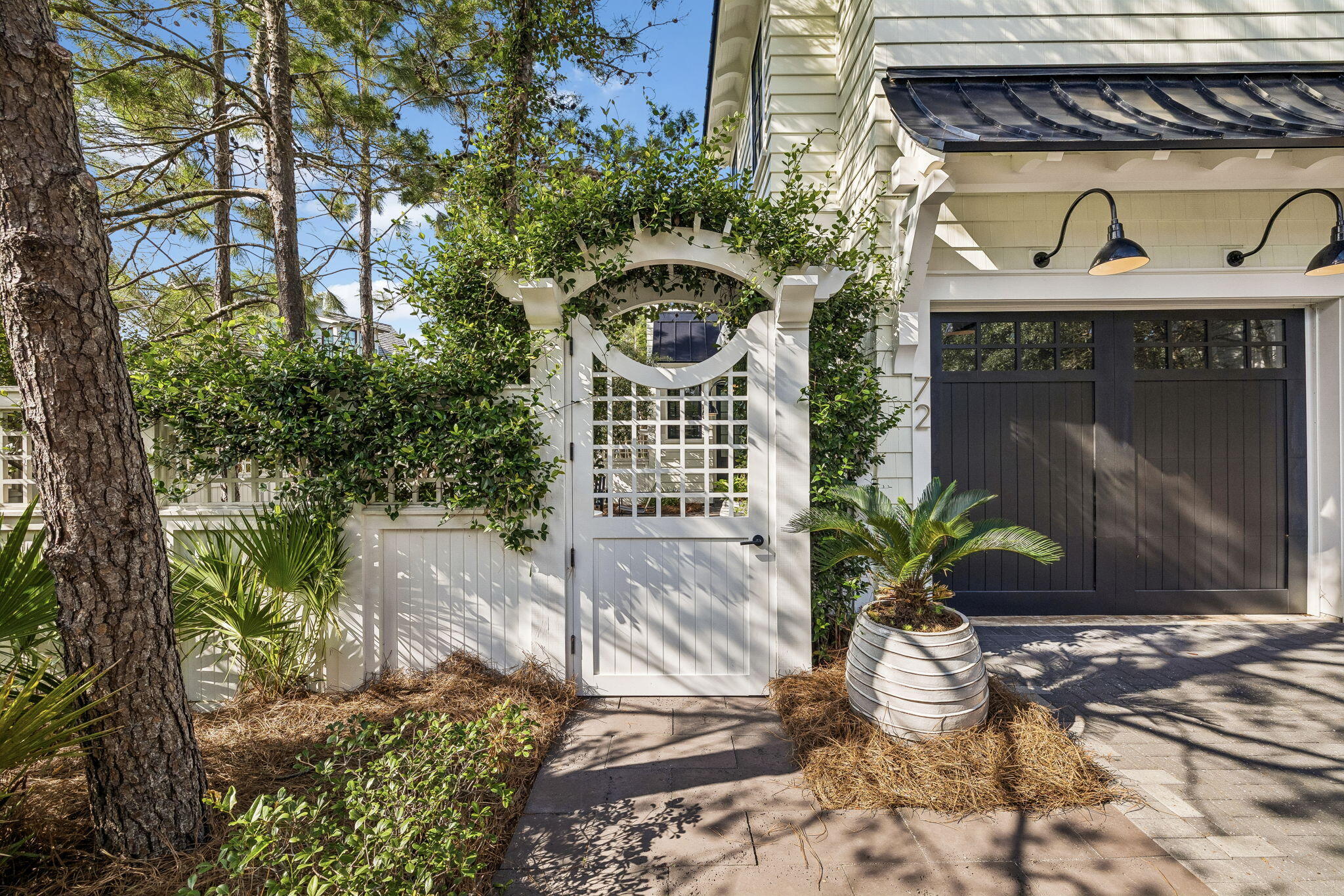72 Bridge Water Ln Inlet Beach Inlet Beach, FL 32461 - Photo 6 of 49 Entry to courtyard