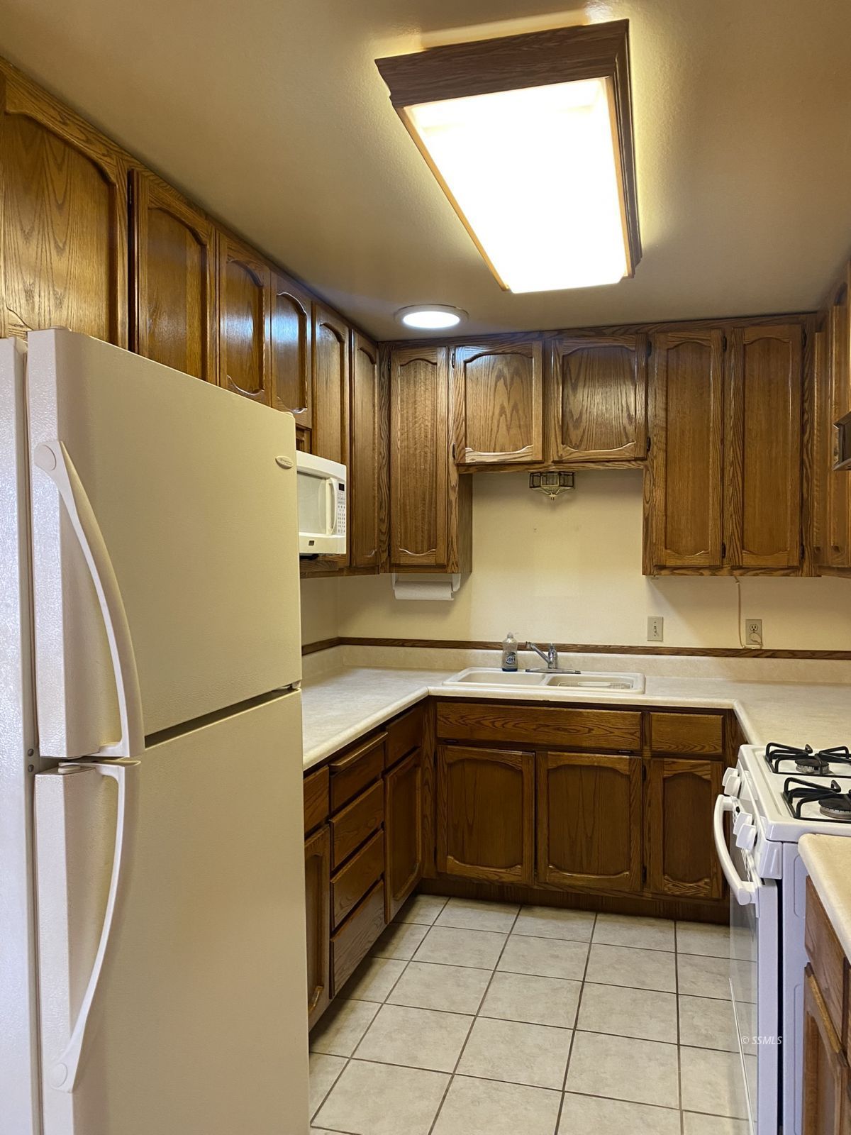 420 West Jean Avenue Ridgecrest, CA 93555 - Photo 12 of 31 Gallery Image 12