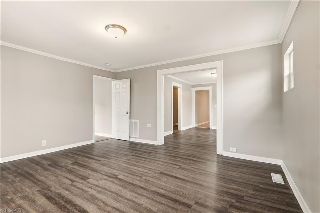 1108 Worth Street High Point, NC 27260 - Photo 3 of 25 Living Room