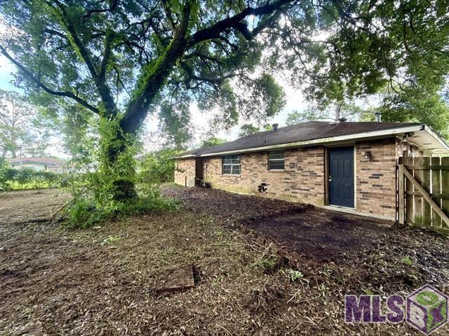 2245 Vickers Drive Baton Rouge, LA 70815 - Photo 2 of 12 Gallery Image 2