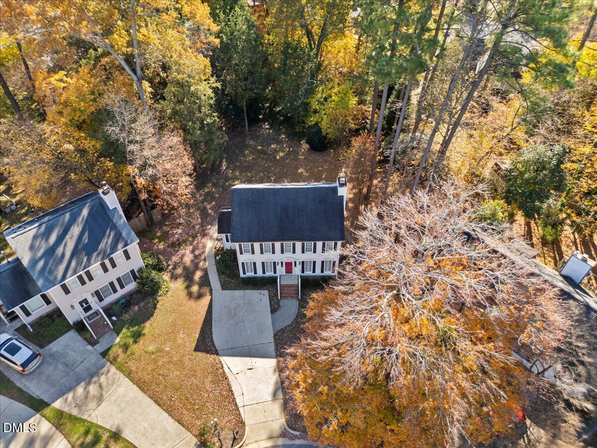 800 Temple Street Raleigh, NC 27609 - Photo 31 of 37 a view of balcony with wooden floor