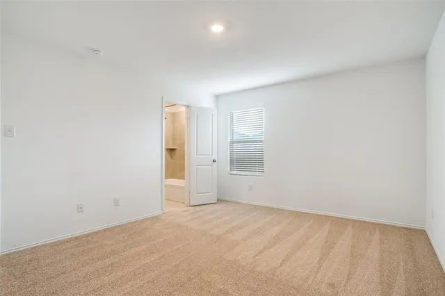 $2,000 | 14124 Calderwood Street, Pilot Point, TX 76258