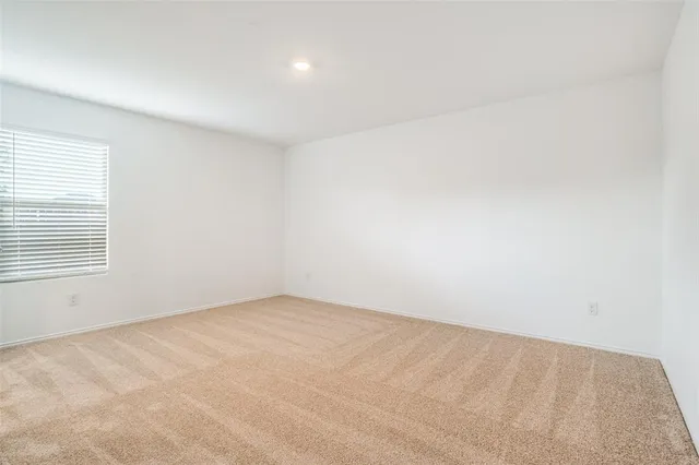 $2,000 | 14124 Calderwood Street, Pilot Point, TX 76258