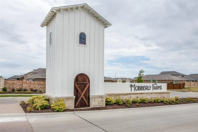 $2,000 | 14124 Calderwood Street, Pilot Point, TX 76258