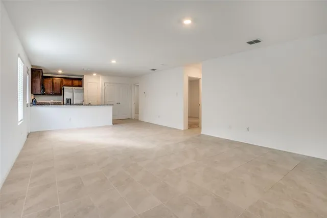 $2,000 | 14124 Calderwood Street, Pilot Point, TX 76258