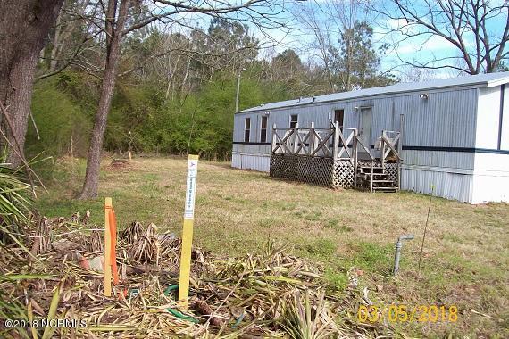 197 Hilton Height Road Wallace, NC 28466 - Photo 1 of 1 Front view from road