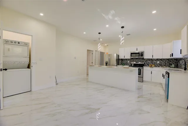 $3,100 | 742 Northwest 70th Street, Unit 2, Miami, FL 33150