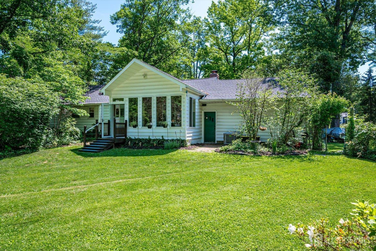 9 Clive Hills Road Edison, NJ 08820 - Photo 33 of 44