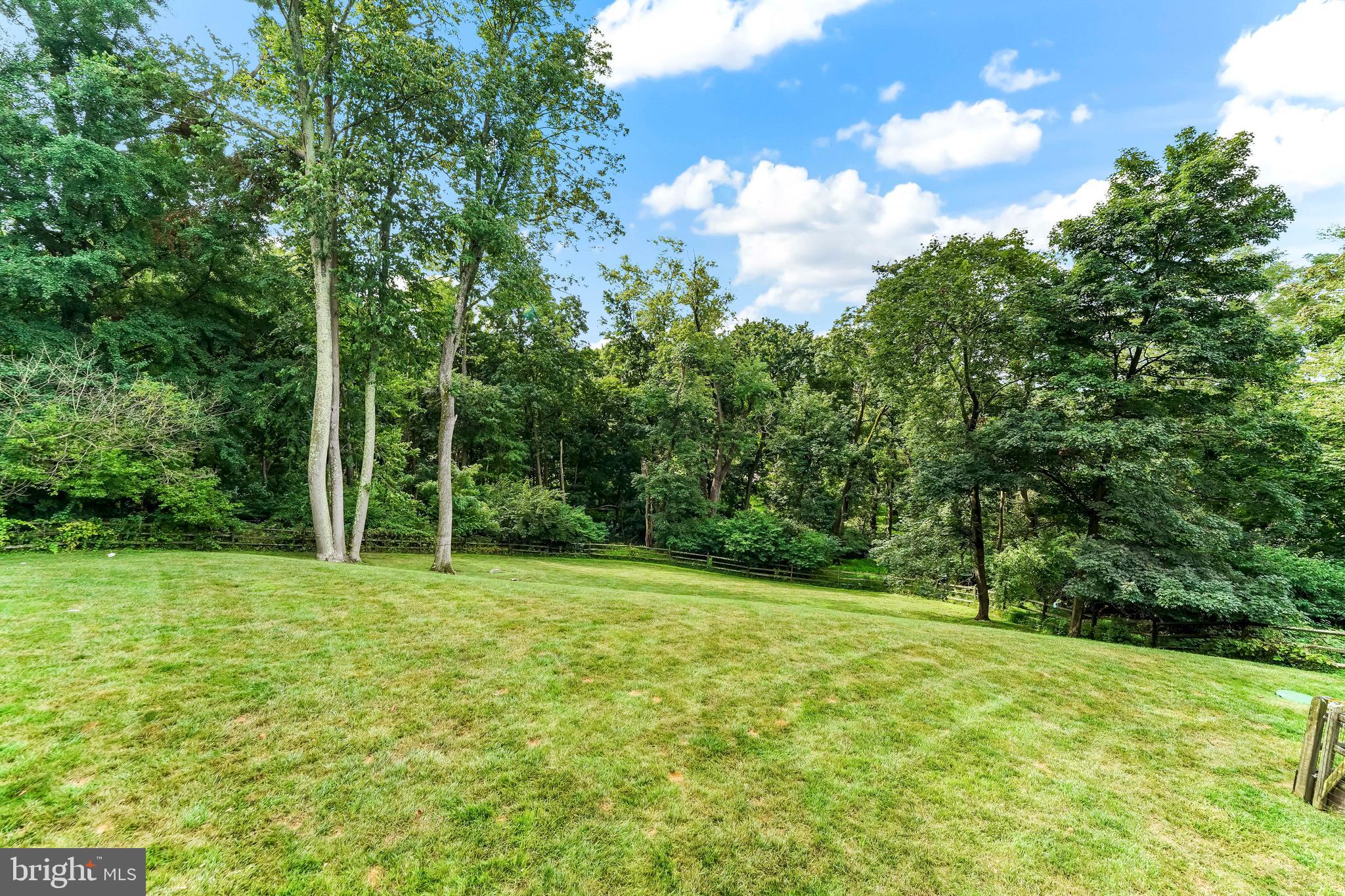 9 Atwater Road Chadds Ford, PA 19317 - Photo 3 of 54 Fenced backyard