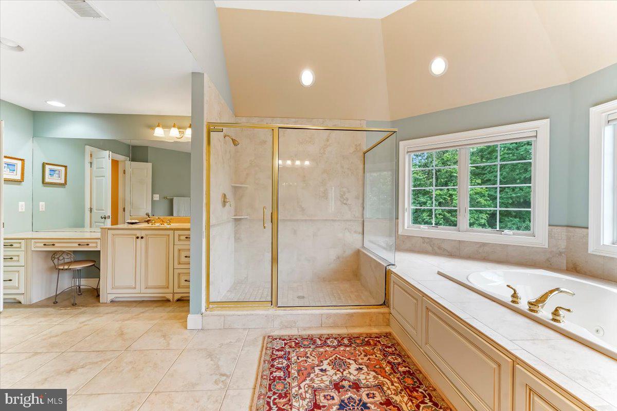 9 Atwater Road Chadds Ford, PA 19317 - Photo 34 of 54 Primary Bath