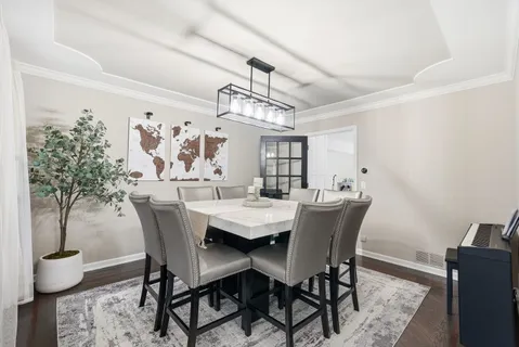 $1,100,000 | 729 Arlington Avenue, Naperville, IL 60565