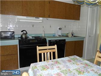 2 Ardmore Road Newark, DE 19713 - Photo 5 of 12 Kitchen