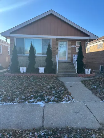 $264,900 | 6204 35th Street, Berwyn, IL 60402