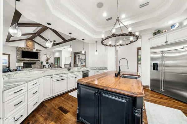 $2,250,000 | 2601 Highway 20, Southport, FL 32409