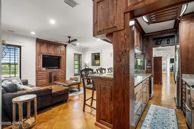 $2,250,000 | 2601 Highway 20, Southport, FL 32409