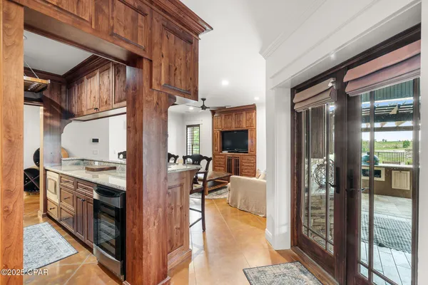 $2,250,000 | 2601 Highway 20, Southport, FL 32409